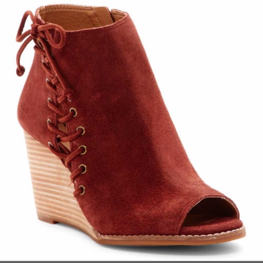 Peep toe wedge bootie